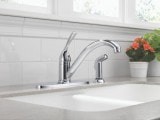 Delta 400DST Single Handle Kitchen Faucet with Spray
