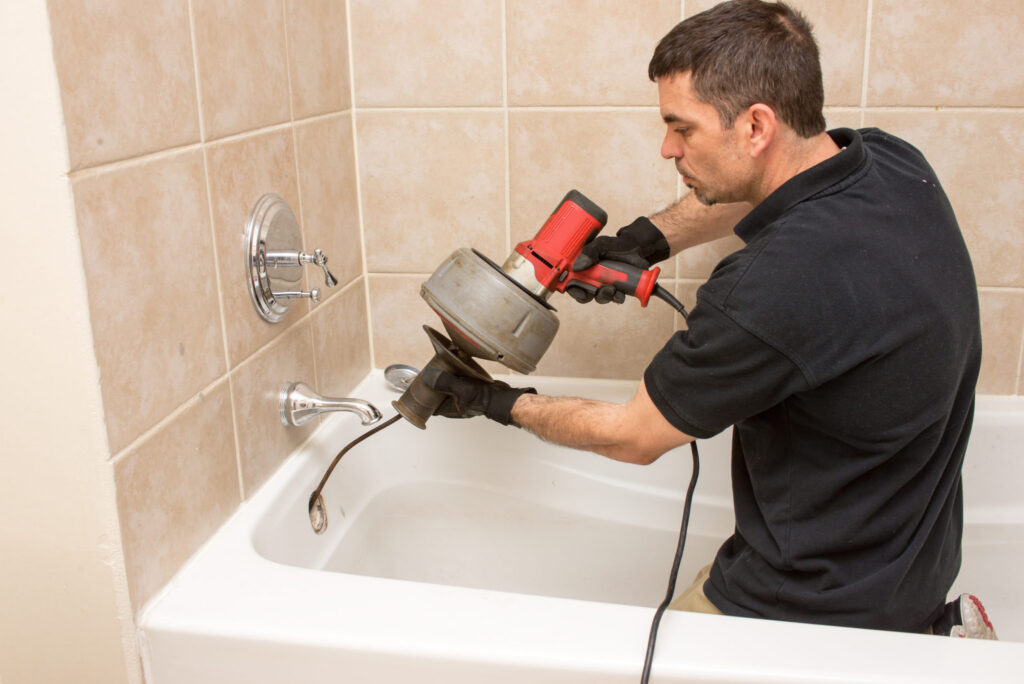 4 Signs you May Have a Clogged Pipe