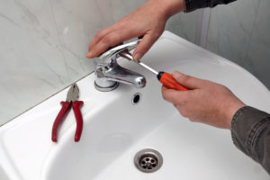 A Helpful Guide to Stop Faucet Leaks at Home